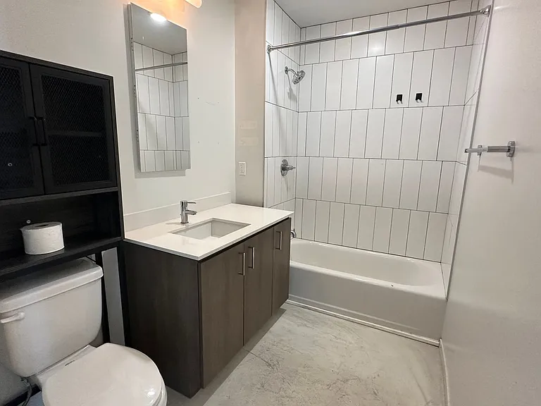 Jackwill Flats — Photo 8
