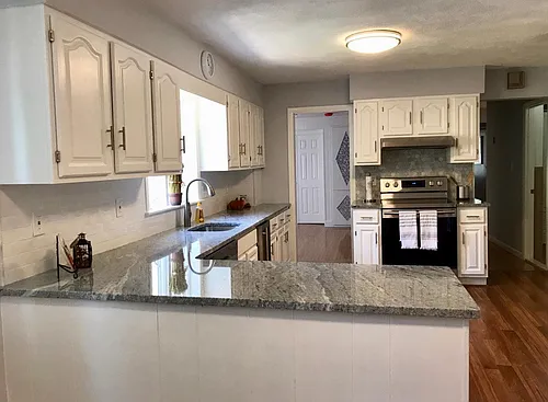 129 Mount Vernon St #1 Photo 1