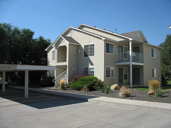 2nd image of 145 N 18 E APT B8