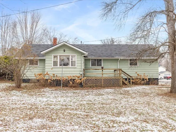 602 Mill Ave, Star Prairie, WI 54026