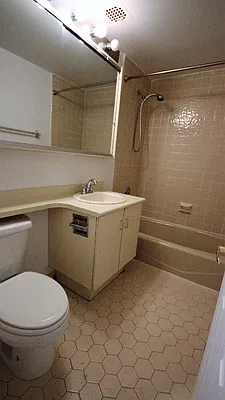 Rented by Keyah Enterprises | media 52