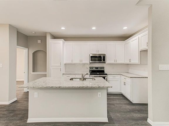 5th image of 1301 E Allen Ave