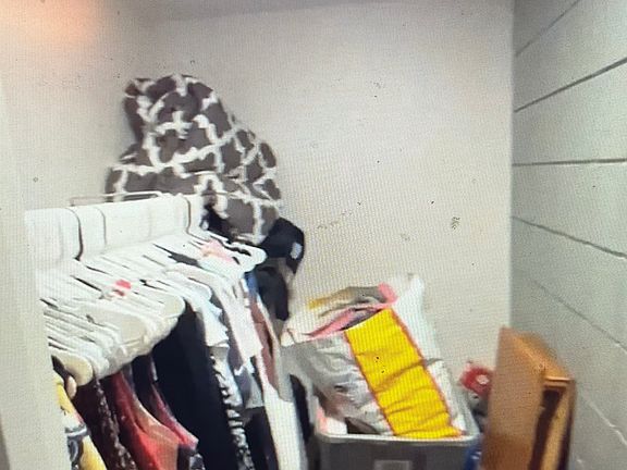 Walk in closet