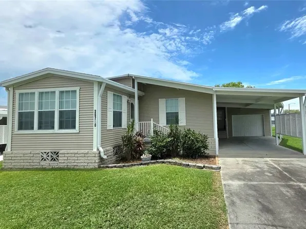 36740 Strand Dr, Zephyrhills, FL 33542