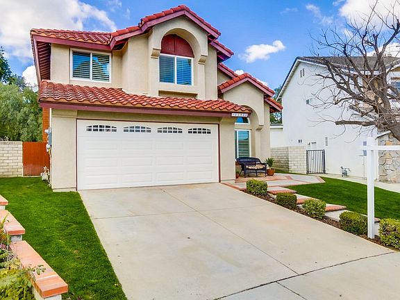 2nd image of 15900 Oak Canyon Dr
