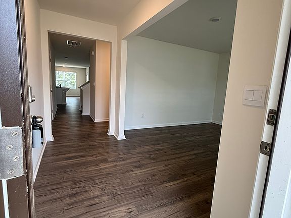 3rd image of 195 Draftco Rd