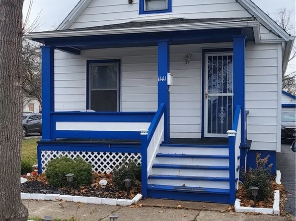 1141 Garden Ave, Niagara Falls, NY 14305