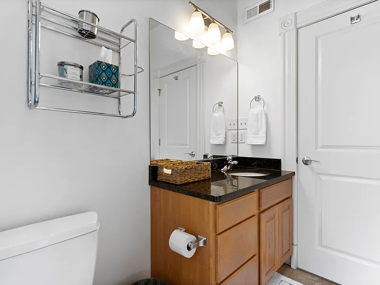 4421 Gibson Ave #1F — Photo 7