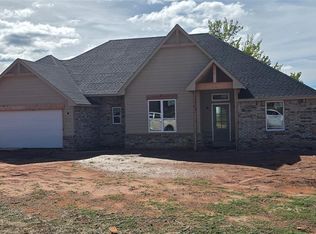 2437 Wolf Creek Bnd, Blanchard, OK 73010
