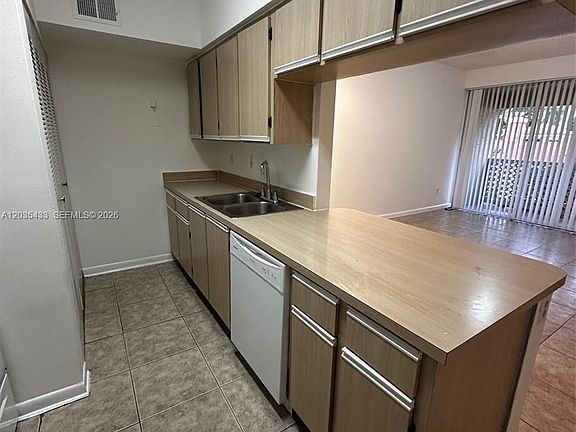 3rd image of 18356 NW 68th Ave APT K