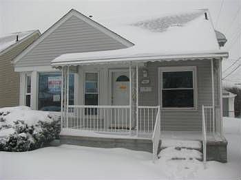 1st image of 422 Capitol Ave