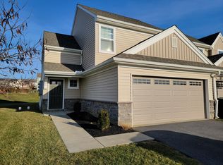 13 Rollins Ln, Willow Street, PA 17584