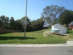 2nd image of 18323 N Line Dr