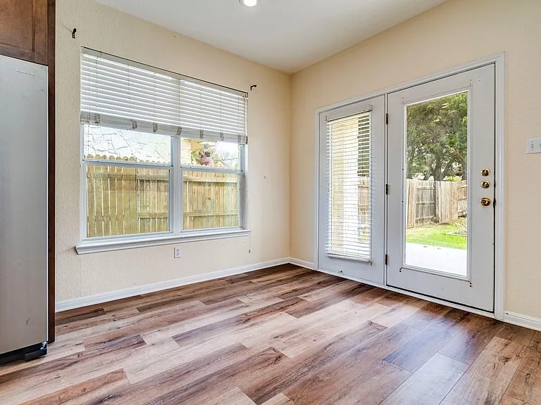 102 Trailridge Dr — Photo 8