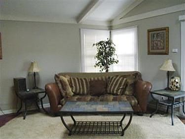 4th image of 1812 Lancaster Dr