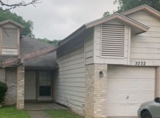 5232 Meadow Rise St, San Antonio, TX 78250