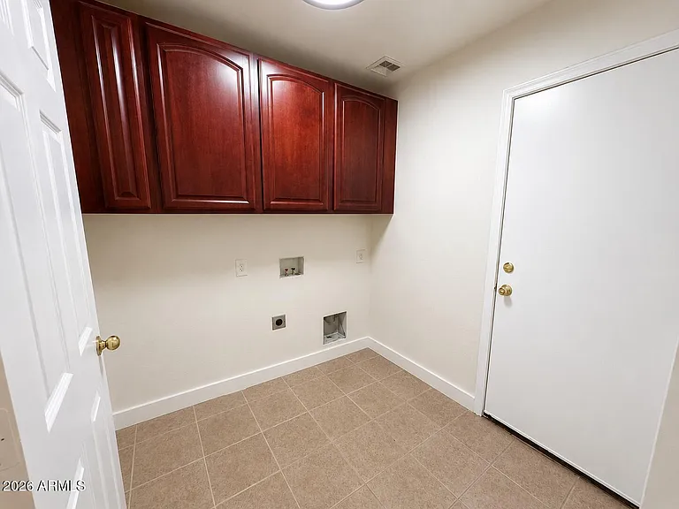 43250 W Estrada St — Photo 14