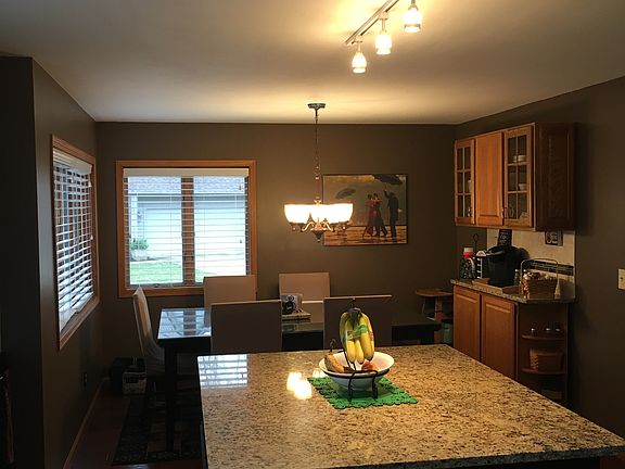 5th image of 4953 Burgundy Bay Blvd N
