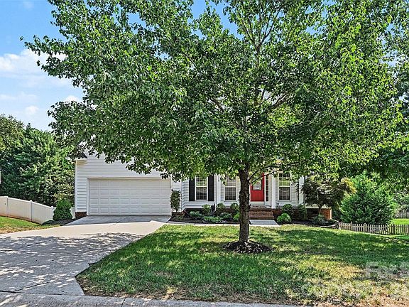 4th image of 3118 Hadden Hall Blvd