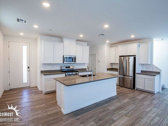 2nd image of 8831 Roadrunner Ravine St