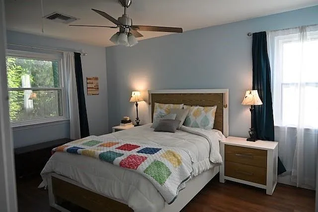 18285 Cusachs Dr — Photo 27
