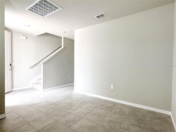 5th image of 484 Sun Warbler Way