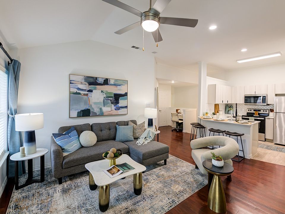 Newly Renovated Open Floor Plan Living Area