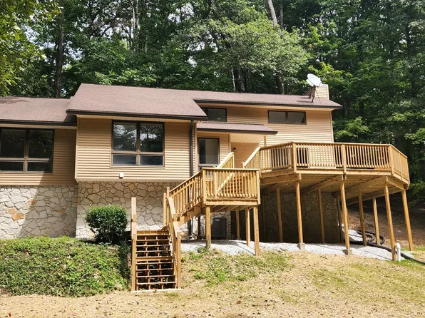 1252 Kersey Ln, Greencastle, IN 46135