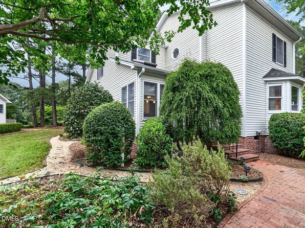 386 Lyndfield Close, Pittsboro, NC 27312