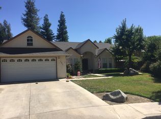 202 Hampton Ct, Exeter, CA 93221