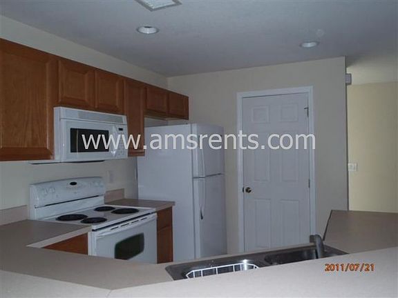 3rd image of 33 Flatfish Dr