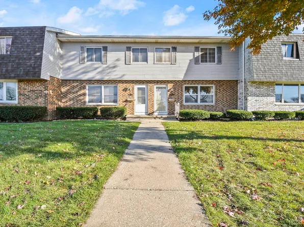 1486 Ivory Dr, Sun Prairie, WI 53590
