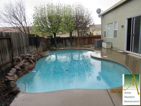 5th image of 8100 Laguna Brook Way