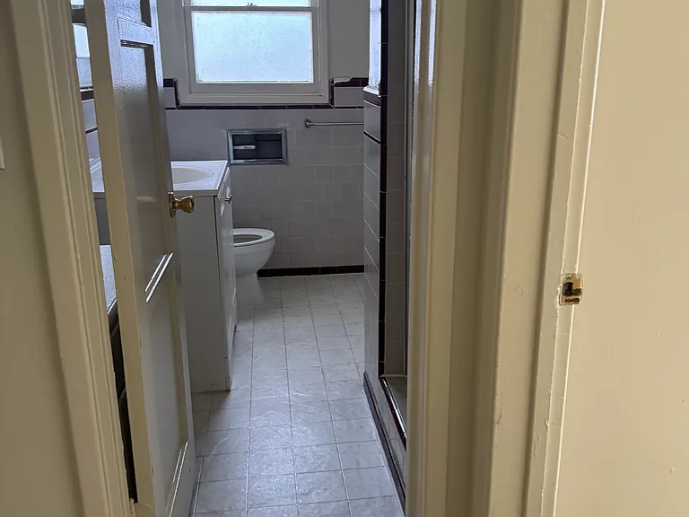 547 Landfair Ave #547 — Photo 7