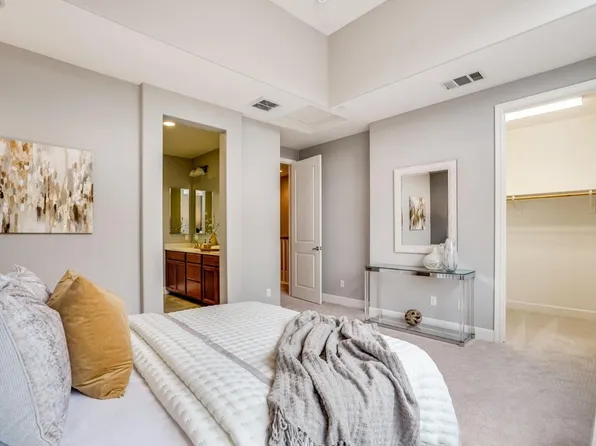 1094 El Capitan Ter, Sunnyvale, CA 94085
