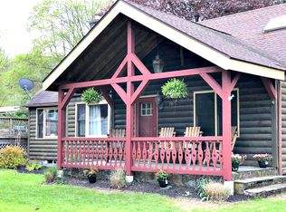 351 Hunns Lake Rd, Stanfordville, NY 12581