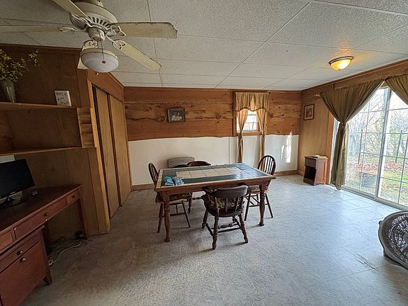 2nd image of 559 Blue Mist Mountain Rd