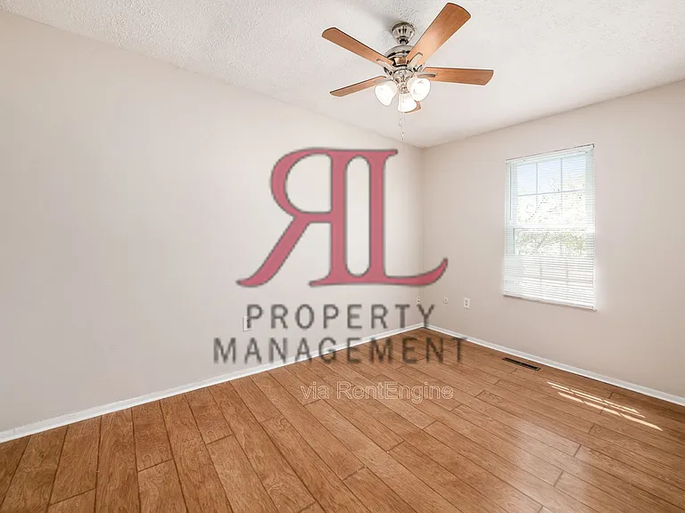 4922 Dunlap Rd — Photo 13