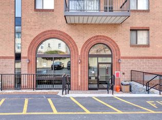 500 Salem St APT 604, Medford, MA 02155
