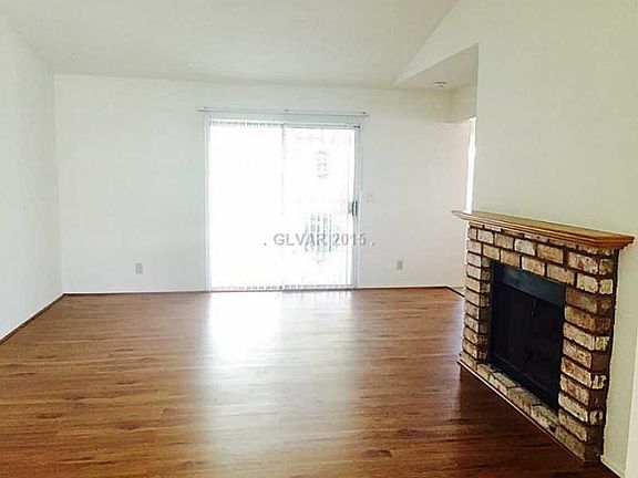 5th image of 6000 W Brooks Ave