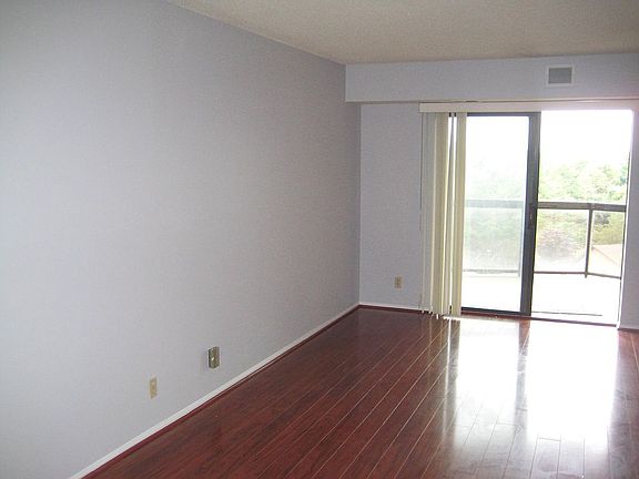 4th image of 8360 Greensboro Dr APT 622