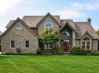 600 Redwood Ct, Cranberry Township, PA