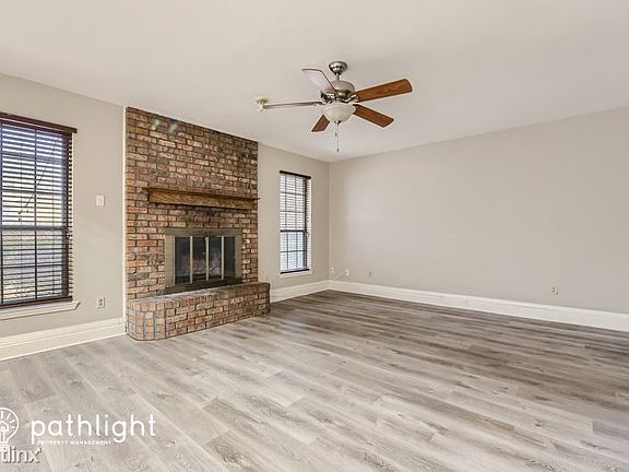 4th image of 5315 Parliament Dr