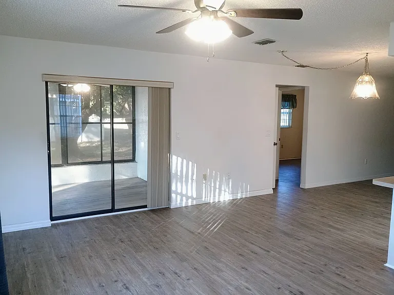 2105 Arbuckle Rd — Photo 14