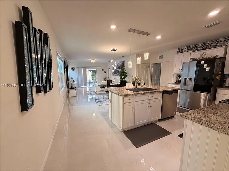 12422 SW Rimini Way — Photo 15