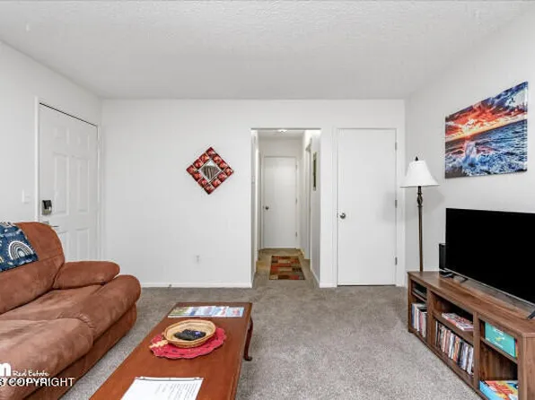 4621 Cordova St, Anchorage, AK 99503