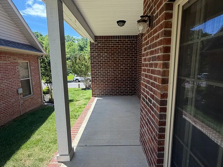 266 Turnberry Cir — Photo 12