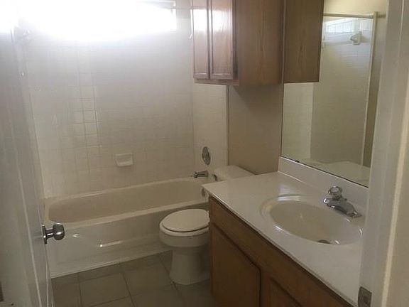 5th image of 1700 Avante Dr