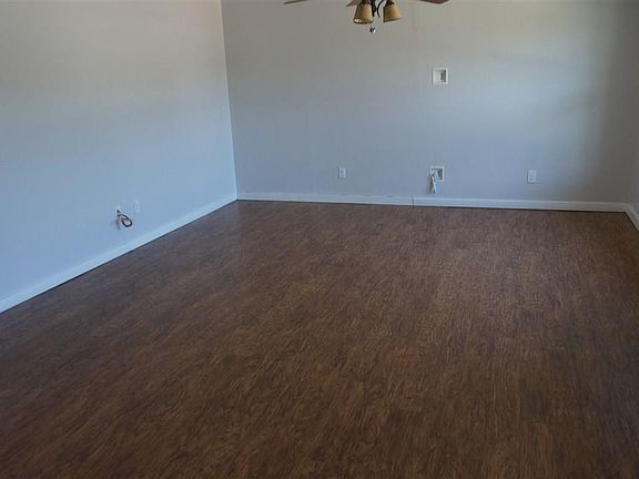 4th image of 1106 S 9th St