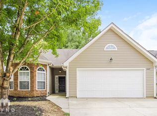 142 Hunterian Pl, Newnan, GA 30265